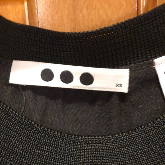 Three Dots Short Sleeve Top - Picture 5 of 8